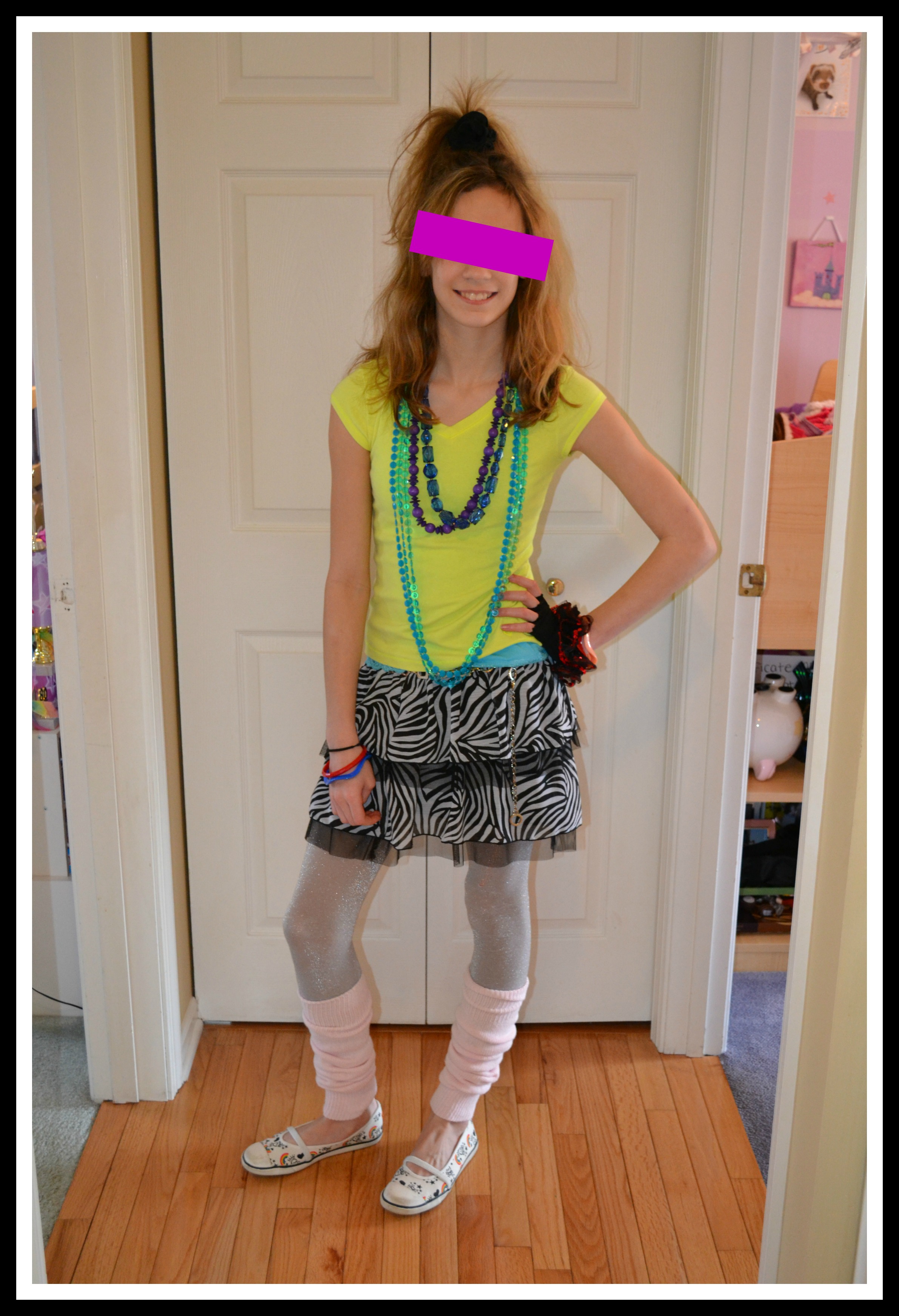 80s outfit with converse