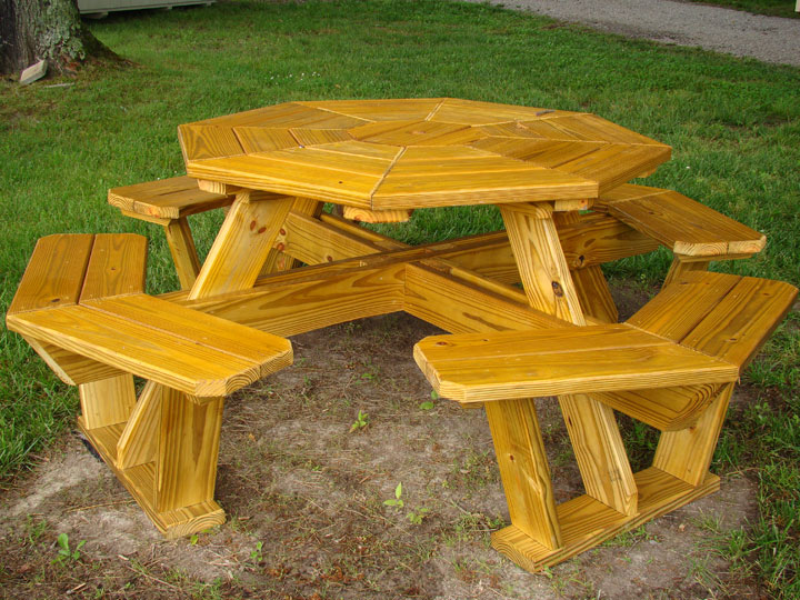 DIY Picnic Table to Coffee Table Transformation -- A tale of reusing, recycling, and rebirth with a touch of design. Sisterhood of the Sensible Moms