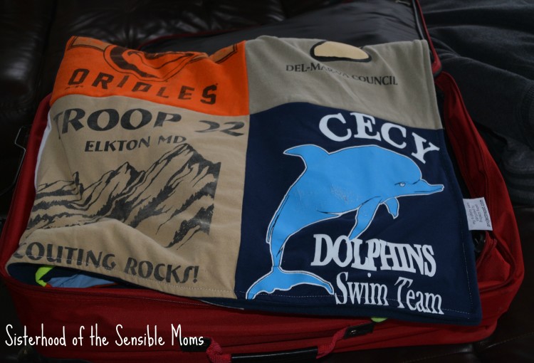 Looking for great Graduation and Father's Day Gifts? How about your memories wrapped up with a side of memorable and cuddly?| Project Repat T-Shirt Quilts for Grads and Dads | Sisterhood of the Sensible Moms